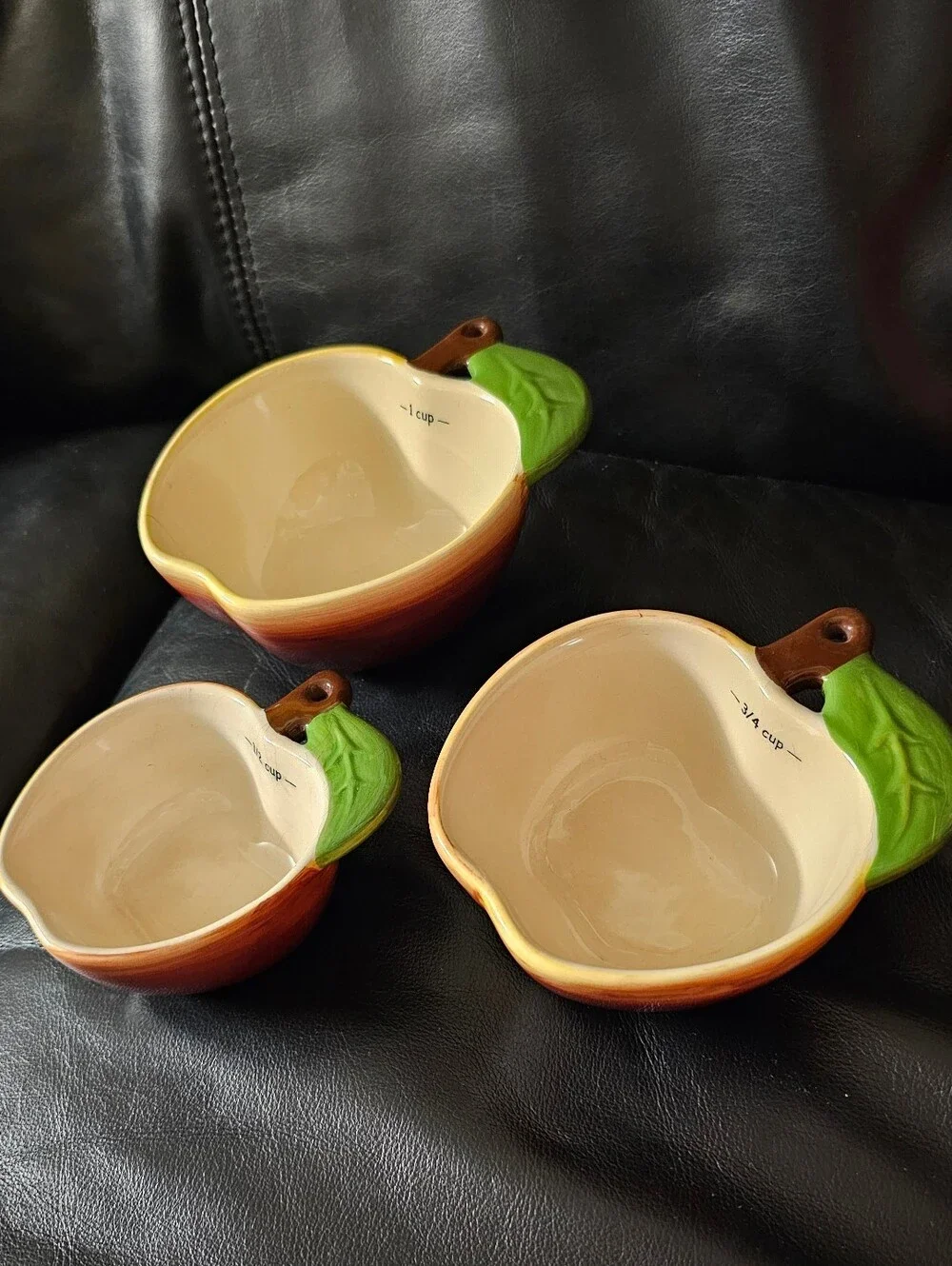 Apple-Shaped Ceramic Nesting Measuring Cup Set of 3 EUC
